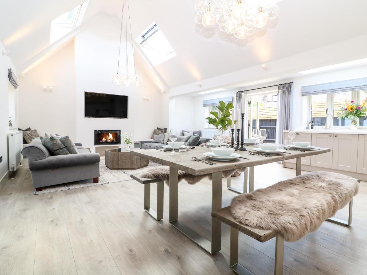 12 Manor Farm Close Kingham Buitenkant foto