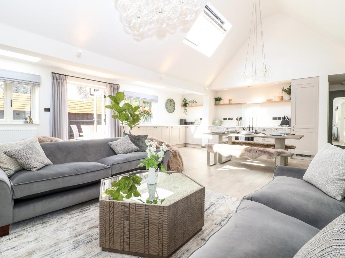 12 Manor Farm Close Kingham Buitenkant foto