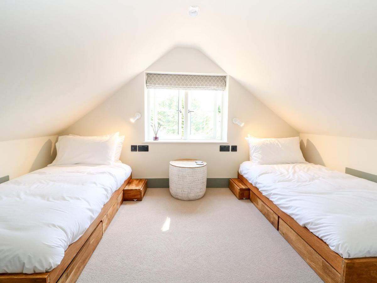 12 Manor Farm Close Kingham Buitenkant foto